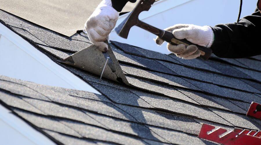 Expert Emergency Roof Repairs services in Greenfield, IA